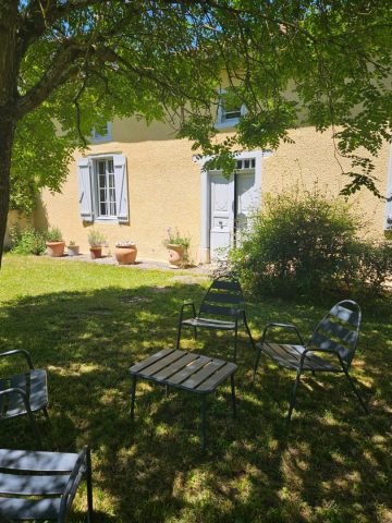 31G100677-6f0d48cbbe6e4262bff6c303faaab947