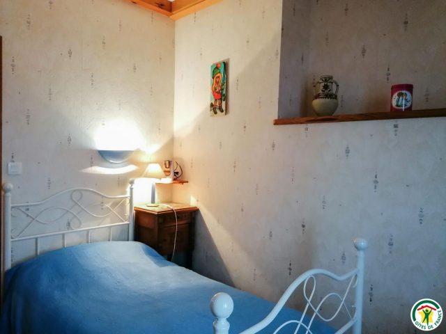 31G100687-b9a550a240da474897204a52db025208