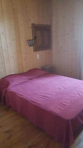 31G100712-3d2dac0f63964811a97f6838eb09574e