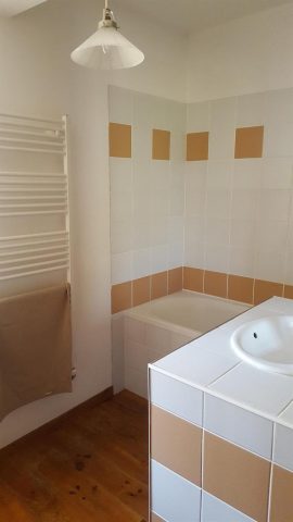 31G100712-5dbd878291ff4d319b0b5f6f0d3ff1d6