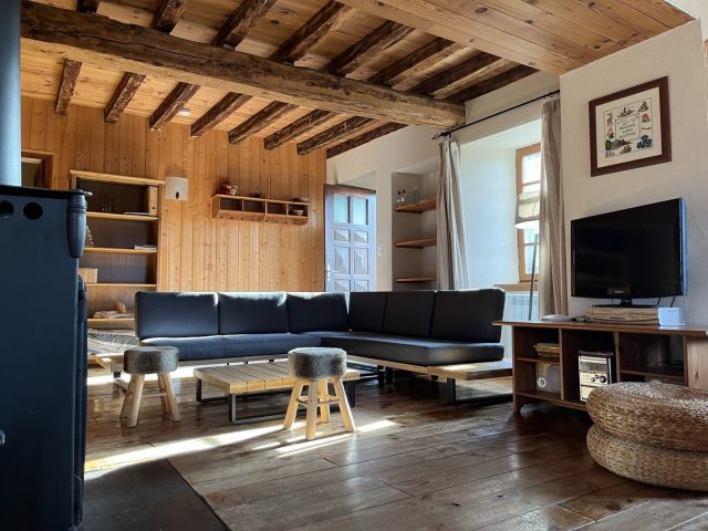 31G100712-7683f93cf73d4ac682c83a25e5b9ef7d