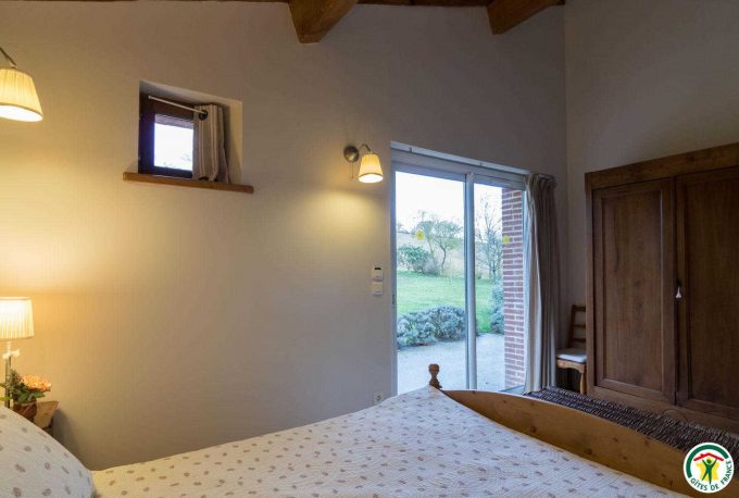 31G100732-7004c49bcc784bc196914da2c959b9b0