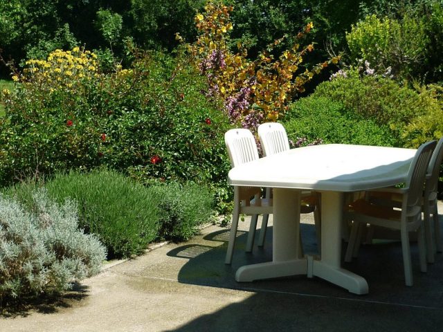 31G100732-f642f8f8094c42788f5f4fca0b404a1f