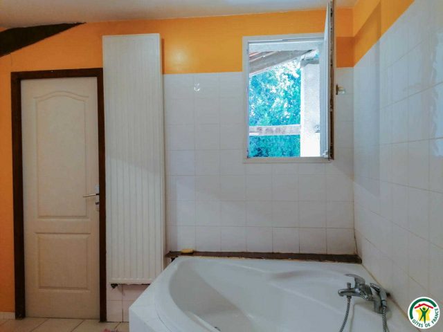 31G100764-92b5cc9d9bb14d20afe835ad3a83fc42