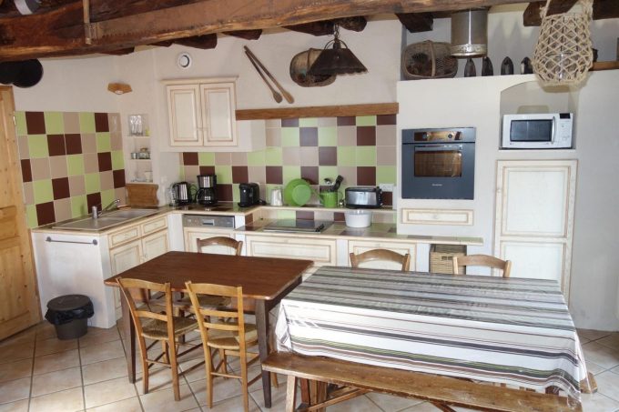 31G100772-dc41bb5998b2468ba79d190103c8a025