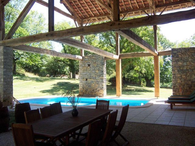 31G100773-080367405085421eab67bc32ede0e2bb