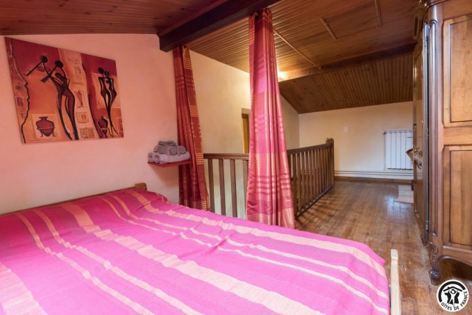 31G100773-155b106be83d4c4c80044678f10fea12