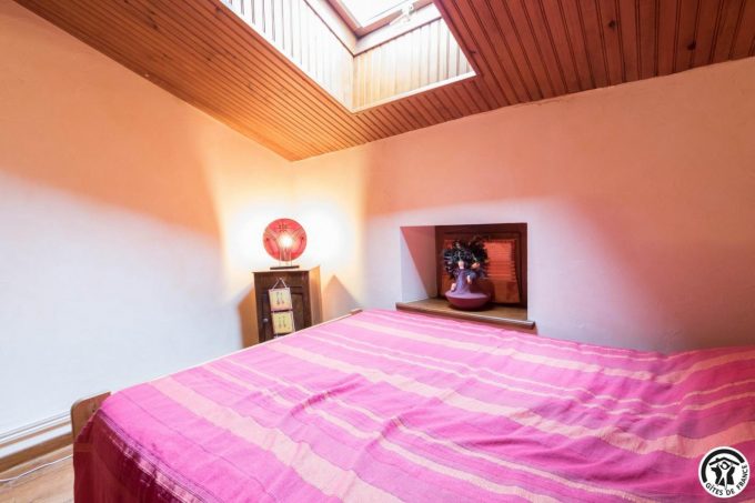 31G100773-66face721e824b6daf66672ccc5470ef