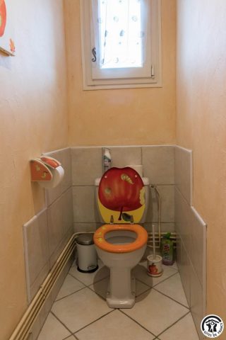 31G100773-6cd70dec37ac4ec7a2e38c10516eb65c