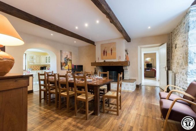 31G100773-df2f9c6bde574d81a34a6b0f91e61835