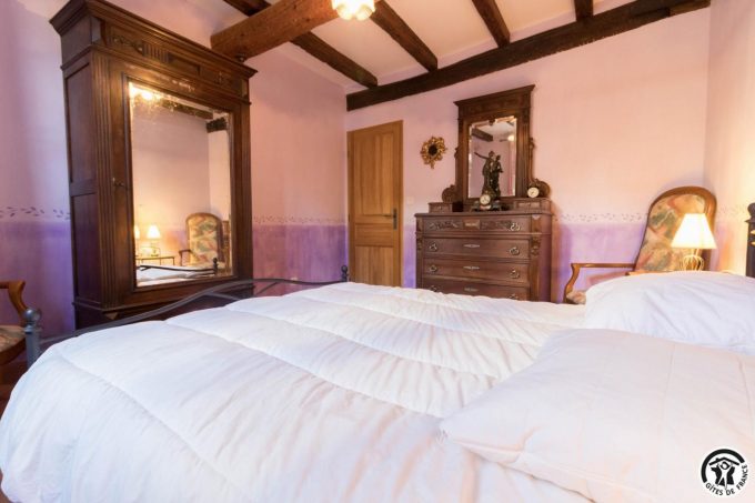 31G100853-3dafc94c194c42dc90e4f3a39a1309db