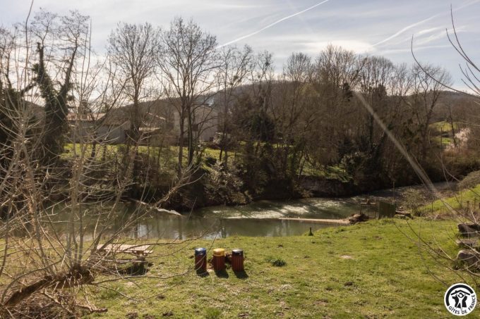 31G100853-de1ed66c5e9143939dd5e4c544133727