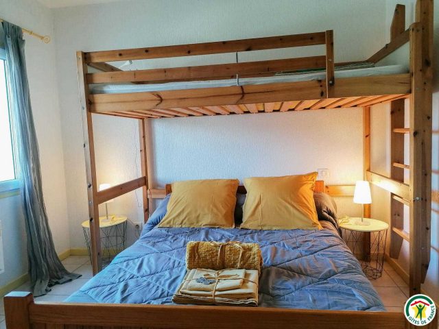 31G100895-11c5b127690447508559cfb2fc38c3e6