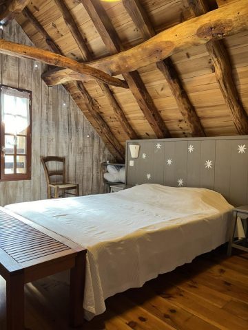 31G100906-965b4e9a4f40402c8545a33e4940f0c2