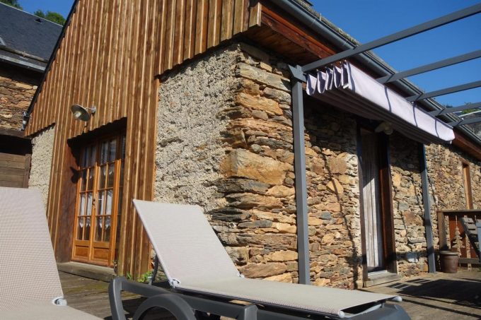 31G100906-c38dec83d50b4a92952bbd8e47cb2620