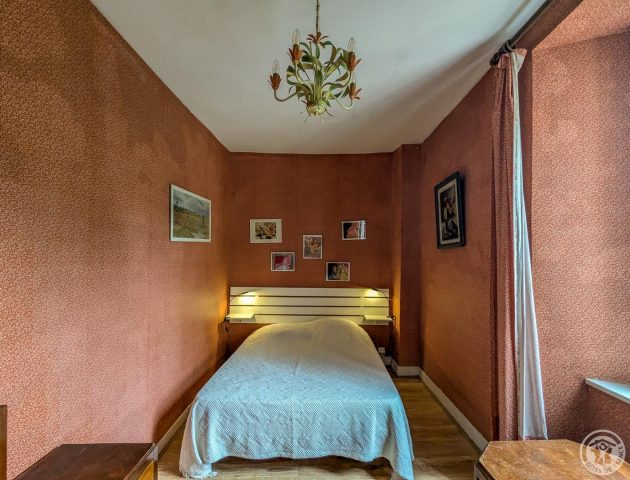 31G100934-dae7c97d1e7140f880fd587a0ce62c93