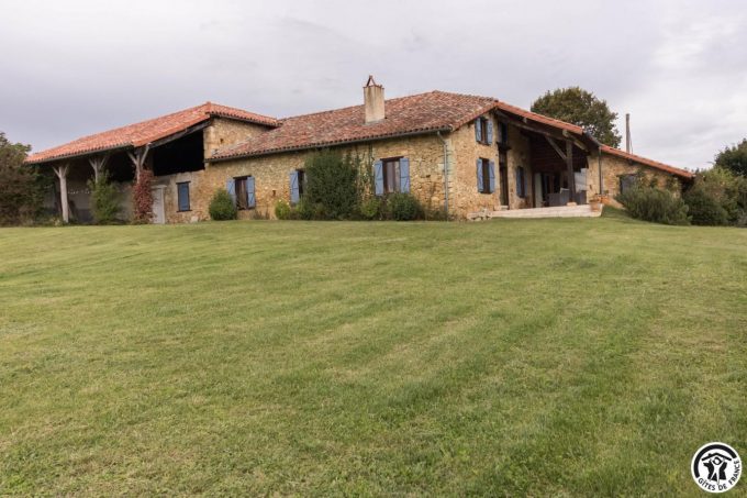 31G100978-0b673311d78c4e69b0c559e6456398af