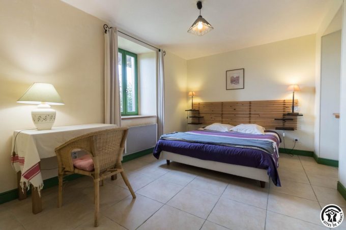 31G100978-eafc5549d2cc44f8997efc7c751d0ca5