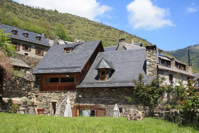 31G100982-070f9a114c274936a1875eef3f985984