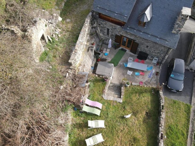 31G100982-3387af00e3b04adb9210b7317691e3f7