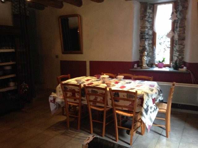 31G100982-356382d3dd044c71bd95818a0f1e4299