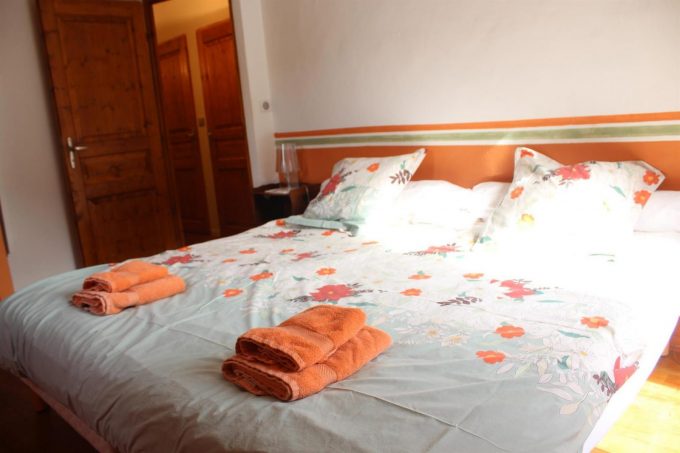 31G100982-4b8583a2267943cf95cf60ee37091e18