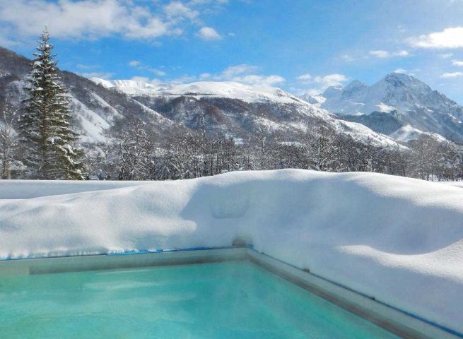 31G100982-62c7d73e4f87415eb91acc28cc33a6df