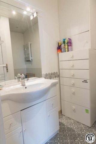 31G101006-02c148cc20204ddb96479583ce940d4a