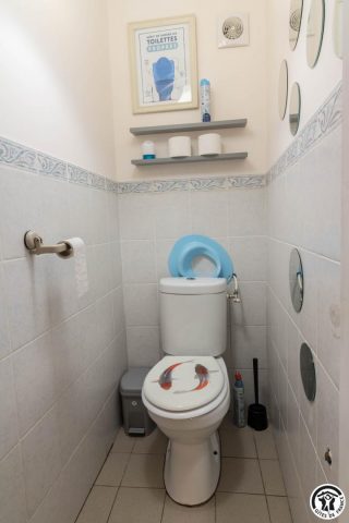 31G101006-93baa6d431eb4a48beb8fb049ba91ea7