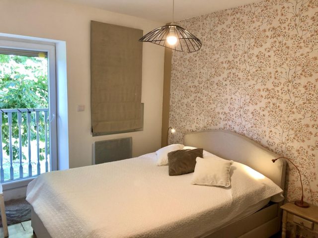 31G101006-b748b68a5b1a4840b74458e1173bdaab