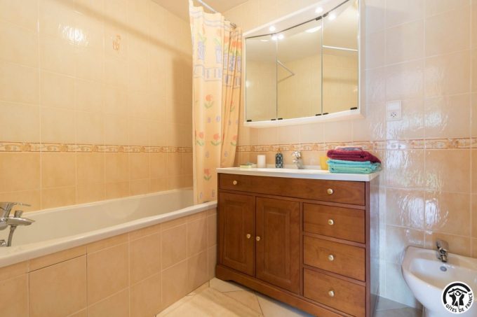 31G101011-1613e52d33824f9392ab41e1a297c685