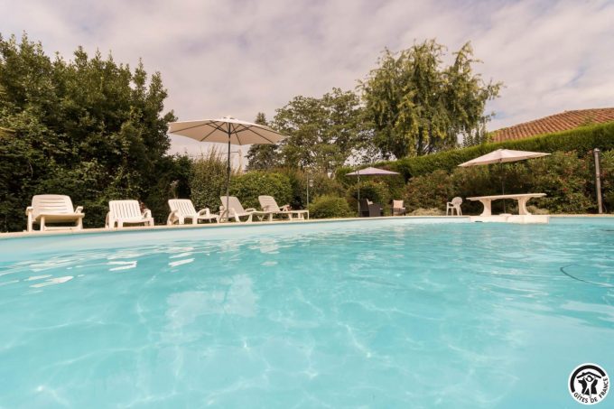 31G101011-f779209a8c6f4040ab906c3e22b1e30e