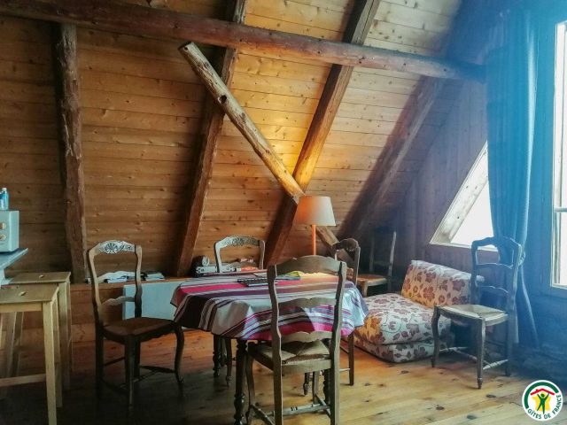 31G101043-7ff8a4328bbd4ca79efcea3fc925706c