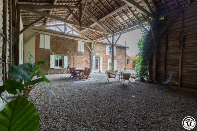 31G101045-16856eaee52548b8ac0169fb0e7d1d93