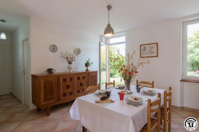 31G101045-46a39c9a91aa42a59b9516649bdfc983