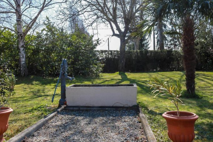 31G101045-b0c5970416b5458692cef2f07eeaa97e