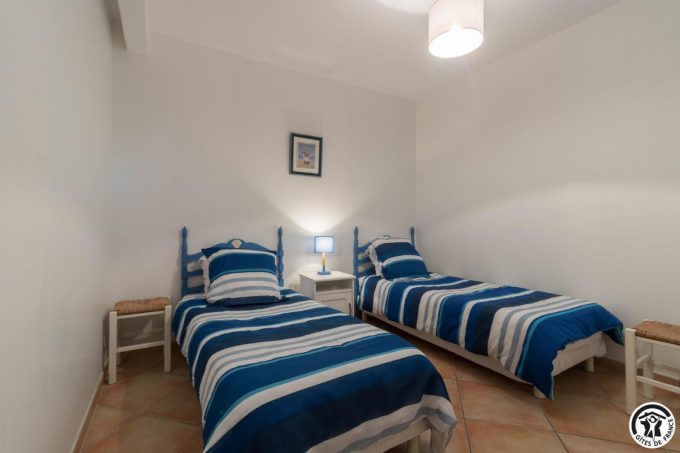 31G101045-e4d3c811629a4786b2cf4c2a65930c84