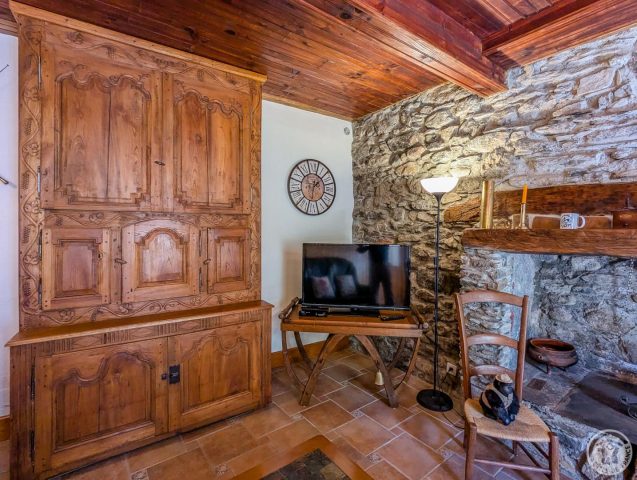 31G101052-9051404c30aa4c0e9013377fa9671ec9