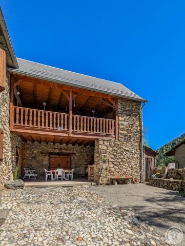 31G101052-d99c8c8acd4b4fb19d25a688ce7d4269