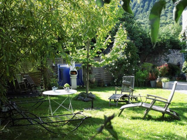 31G101054-1e4683f284614c70a6ead5fc27b0f72d