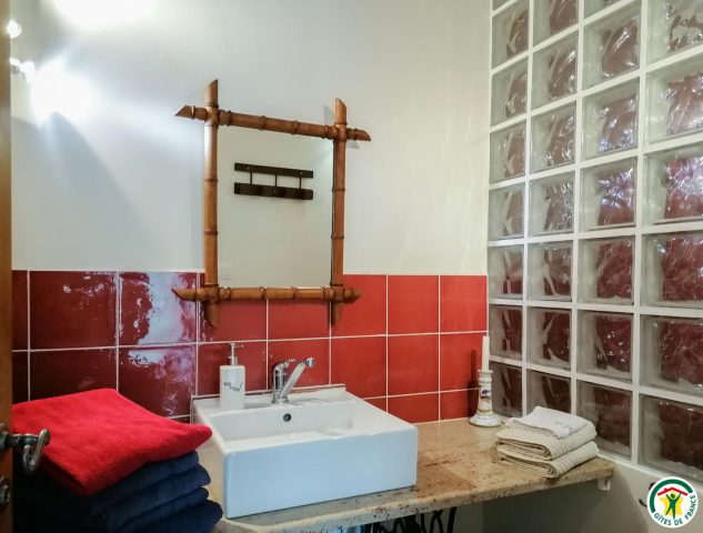 31G101054-3a6807475b9c47dc89ae0b48c84124d6