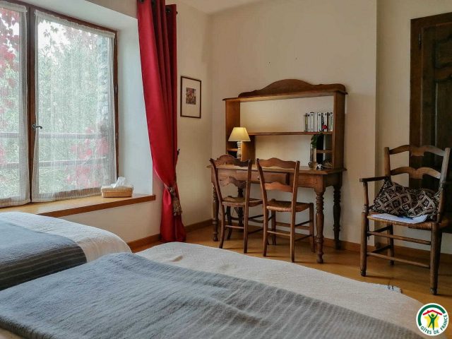 31G101054-bafe628635b7444db92a19b32897149b