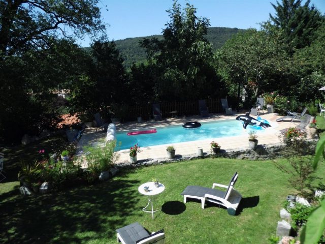 31G101054-d5559271cbcb4da8af5bd7e36049a7d1