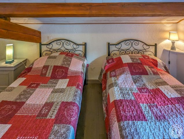 31G101056-36c190feb30e4bc2940ddb396d13fe18