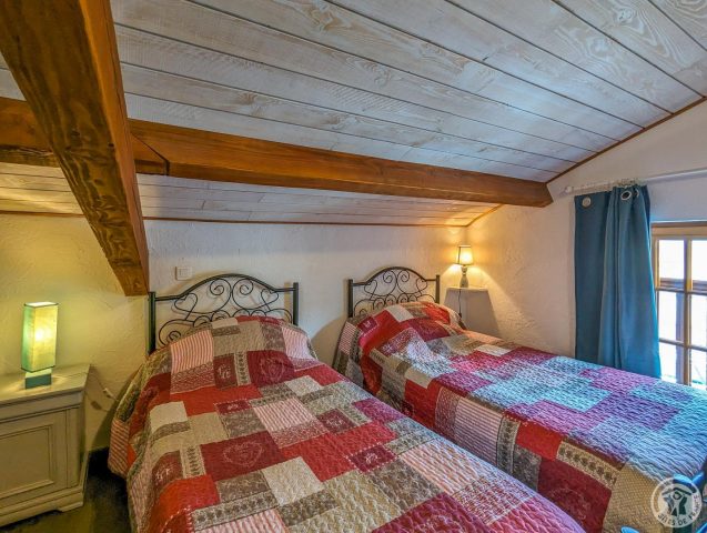 31G101056-8a67c86bcc7f4547ba28dc1e9cdbbe42