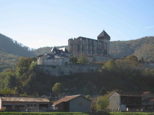 31G101056-a28fe27e07ca47578a23601cf25e8685