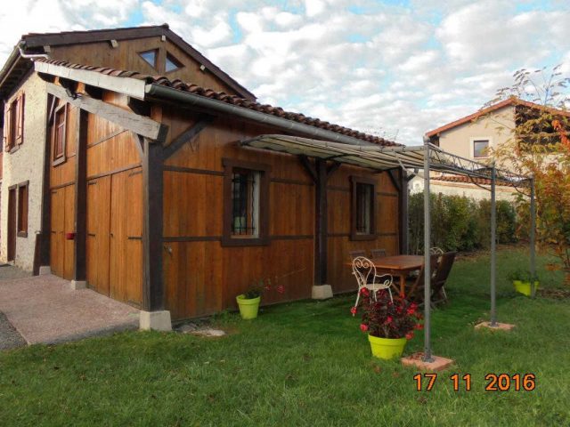 31G101056-e582331f4d714640b77de1c1fc266841