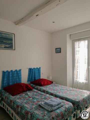 31G101082-d571f4aee20742dbaf7098a6dd3d25e7