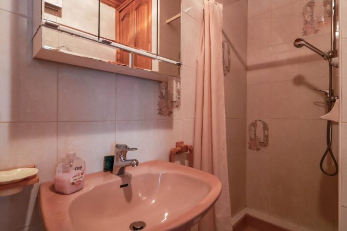 31G101085-29a2a14b879f42cfa5f7eab3543c53fb