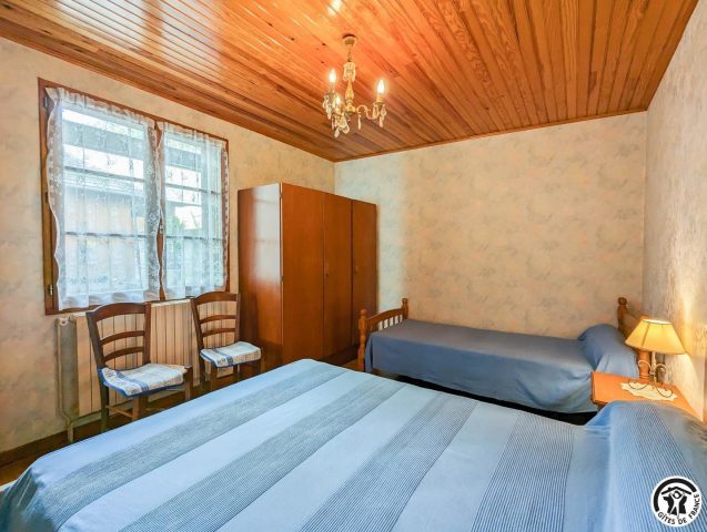 31G101085-49e2e1814a2b44358299c89a3cea0320